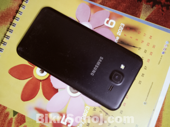 Samsung Galaxy J7 nxt